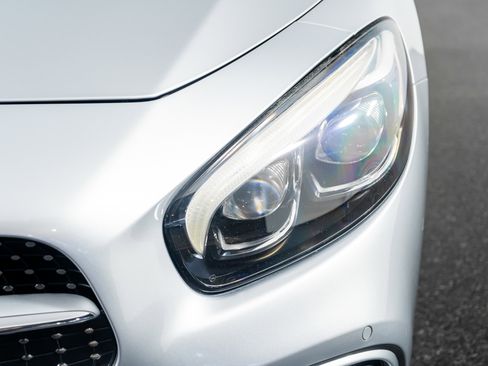 Used 2018 Mercedes-Benz SL 550 SL 550 image 24