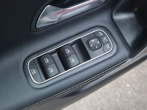 Used 2021 Mercedes-Benz A 220 A 220 image 18