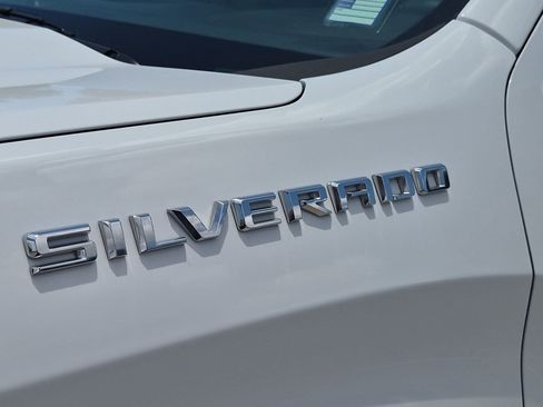 Used 2021 Chevrolet Silverado 1500 W/T RWD image 6
