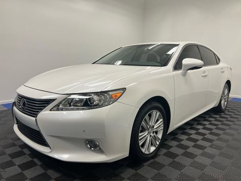 Used 2015 Lexus ES 350 w/ Premium Package image 3