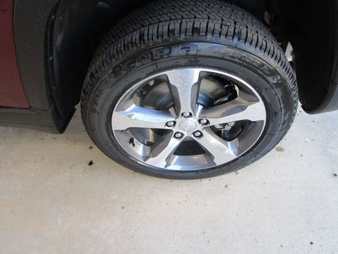 New 2025 Jeep Grand Cherokee L Limited w/ Luxury Tech Group II image 9