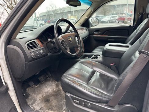Used 2007 Chevrolet Avalanche LT w/ LT Preferred Equipment Group image 9