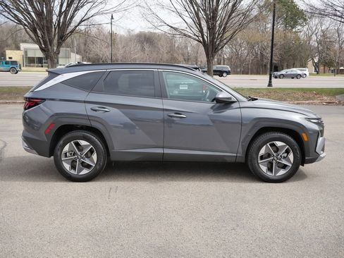 Used 2025 Hyundai Tucson SEL image 14