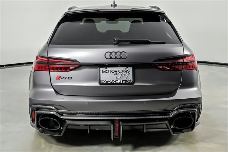 Used 2022 Audi RS 6 AWD/4WD image 8