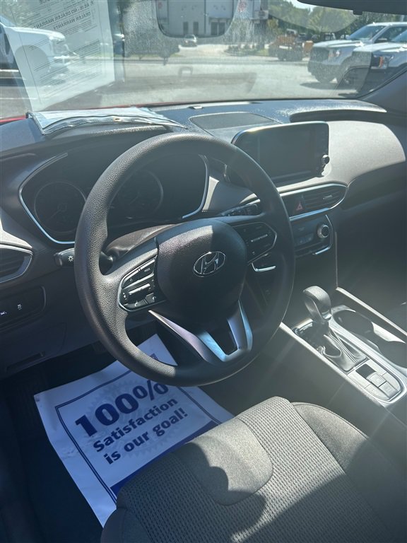 Used 2020 Hyundai Santa Fe SE FWD image 8