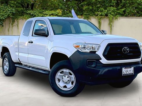 Certified 2023 Toyota Tacoma SR RWD image 1