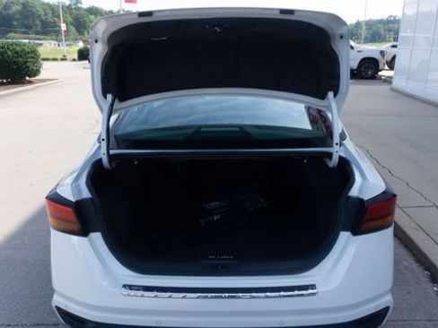 Used 2023 Nissan Altima 2.5 SV FWD image 15