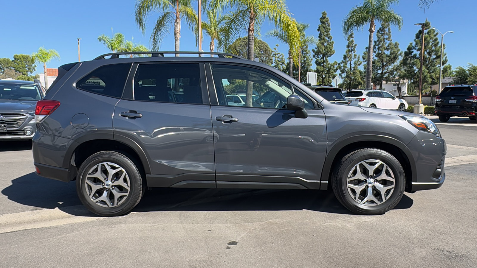 Certified 2024 Subaru Forester Premium AWD/4WD image 5