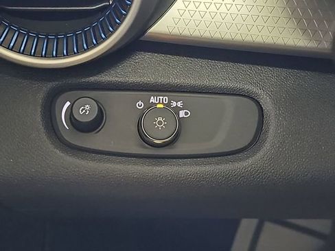 New 2026 Chevrolet Trax LS w/ LS Convenience Package image 16