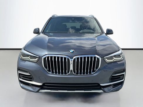 Used 2022 BMW X5 xDrive40i w/ Premium Package AWD/4WD image 2