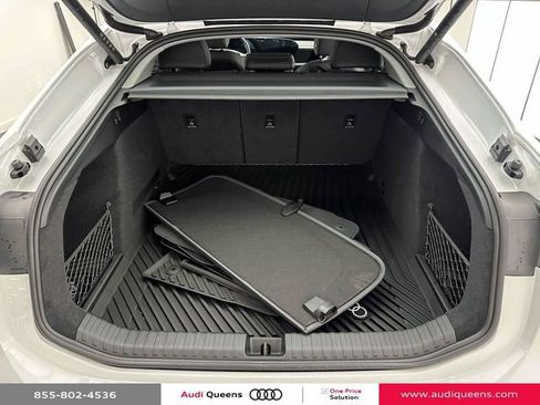 Used 2025 Audi A6 e-tron Premium Plus w/ Premium Plus AWD/4WD image 10