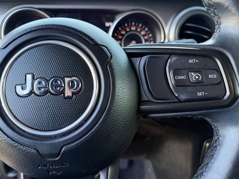 Used 2021 Jeep Wrangler Unlimited Sport image 26