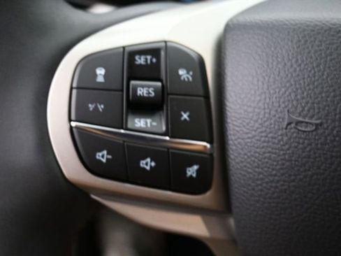 New 2026 Ford Explorer Active w/ Active Comfort Package image 16