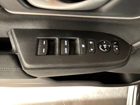 Used 2020 Honda CR-V EX image 19