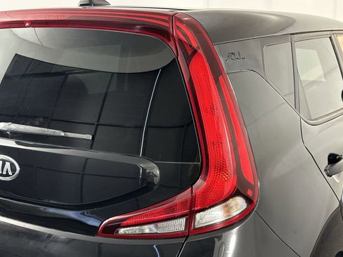 Used 2020 Kia Soul EX image 30