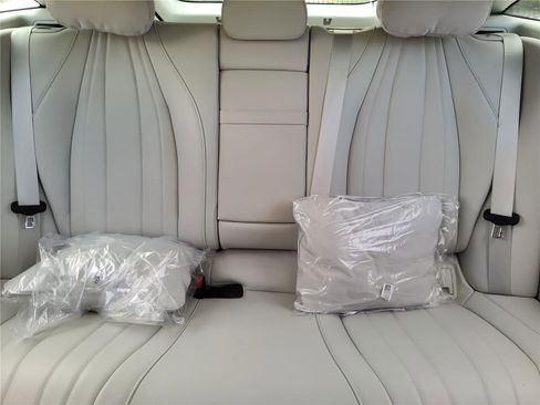 New 2022 Mercedes-Benz EQS 580 4MATIC Sedan image 24