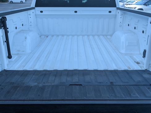 Used 2024 Chevrolet Silverado 1500 LT RWD image 18
