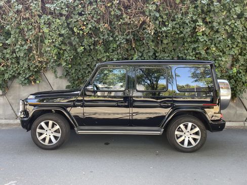 Used 2019 Mercedes-Benz G 550 image 1