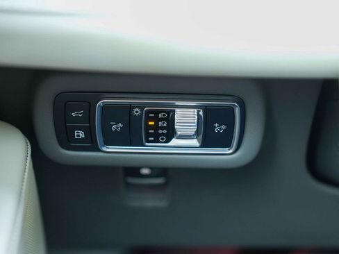 Used 2024 Lincoln Nautilus Reserve w/ Equipment Group 202A image 37