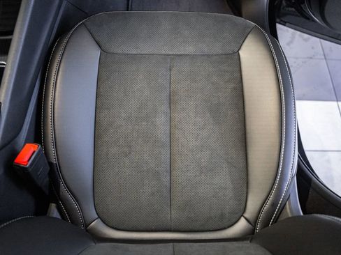 New 2025 Jeep Grand Cherokee image 29