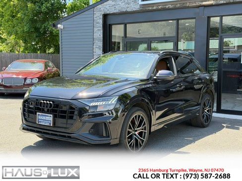 Used 2020 Audi Q8 Prestige w/ Prestige Package AWD/4WD image 7