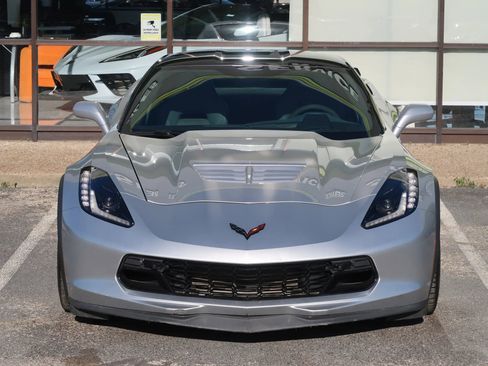 Used 2017 Chevrolet Corvette Z06 RWD image 4
