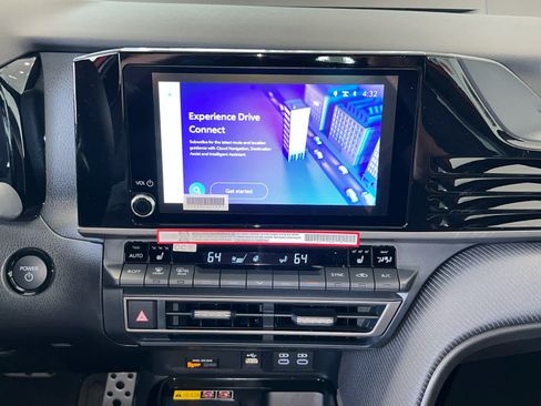 New 2026 Toyota Camry SE w/ Convenience Package FWD image 22