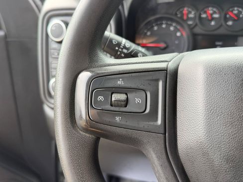 Used 2020 Chevrolet Silverado 1500 Custom w/ Custom Value Package AWD/4WD image 12