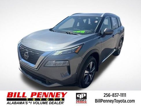 Used 2022 Nissan Rogue SL w/ SL Premium Package image 1