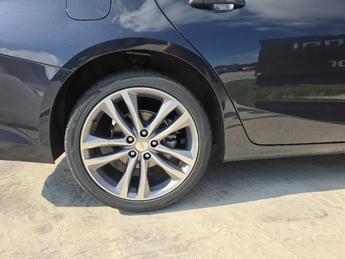 Used 2023 Chevrolet Malibu LT FWD image 29