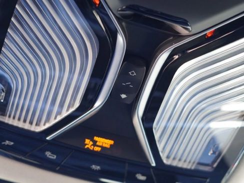 Used 2020 BMW X7 xDrive40i w/ Premium Package image 47