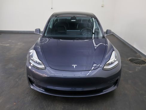 Used 2020 Tesla Model 3 Long Range image 9