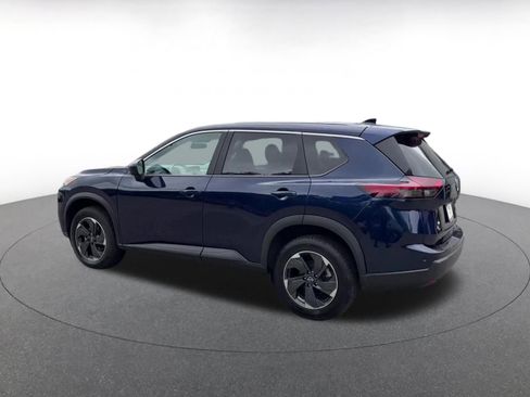 Used 2025 Nissan Rogue SV AWD/4WD image 9