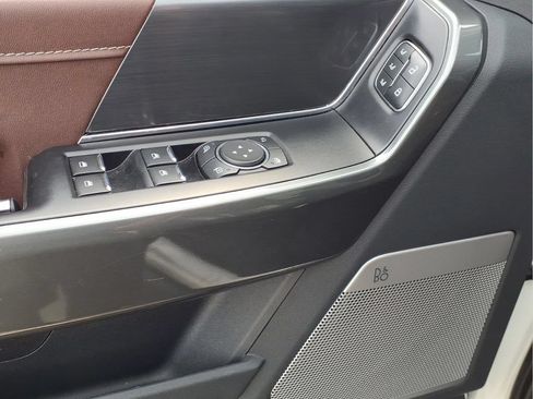 Used 2023 Ford F150 Lariat AWD/4WD image 16