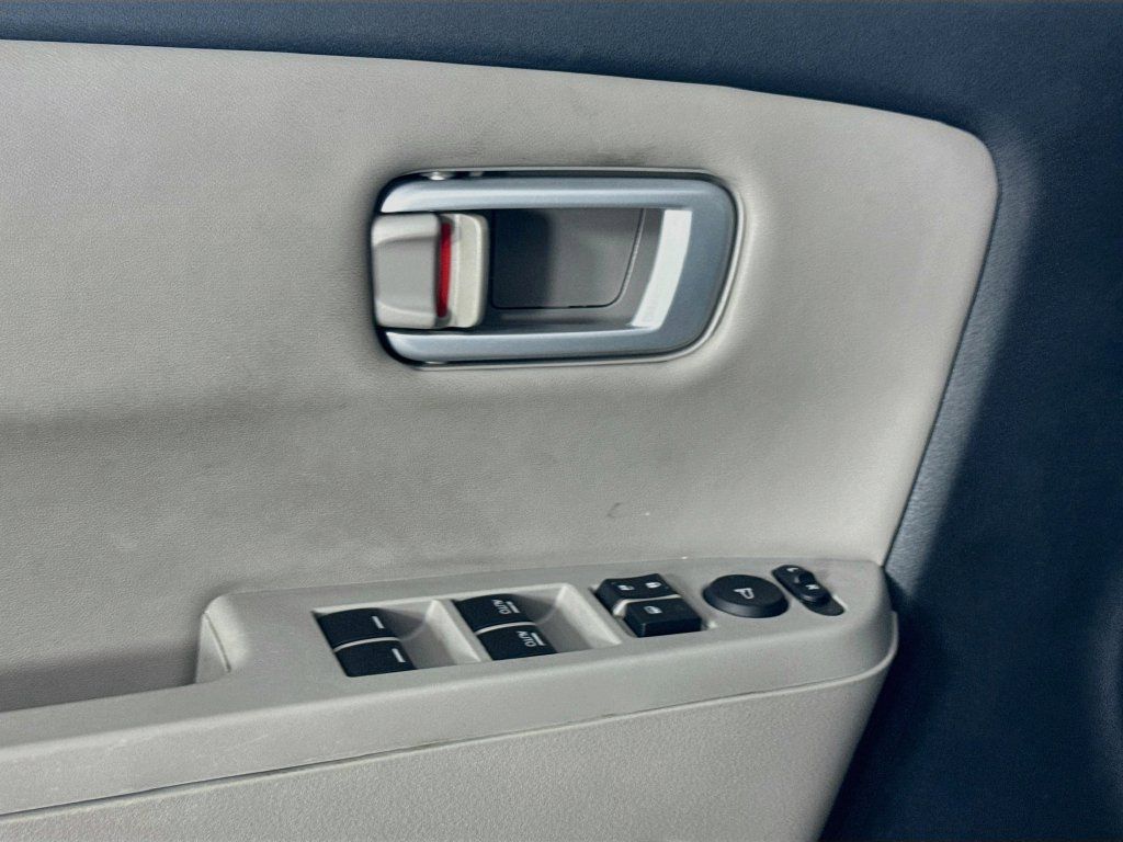 Used 2011 Honda Pilot EX-L image 19