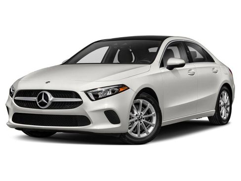 Used 2019 Mercedes-Benz A 220 w/ Driver Assistance Package image 2