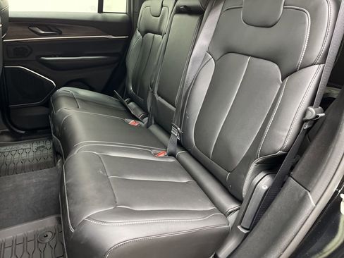 New 2026 Jeep Grand Cherokee Limited w/ Limited Altitude Package image 5