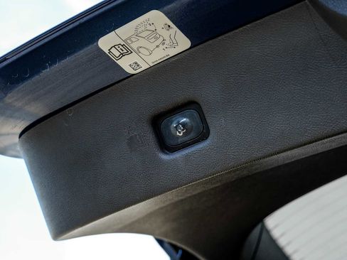 Used 2018 Lincoln MKX Select w/ Select Plus Package image 52