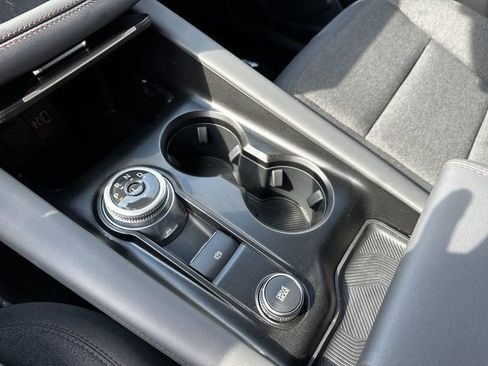 Certified 2025 Ford Explorer Active AWD/4WD image 26