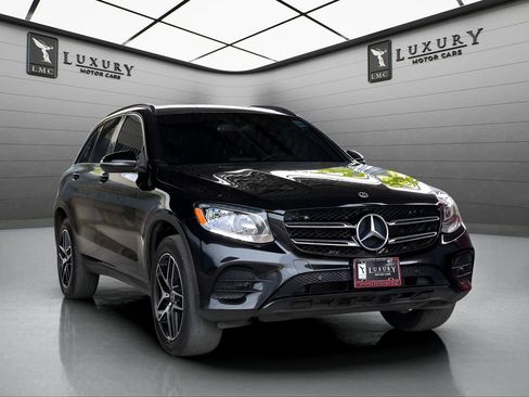 Used 2019 Mercedes-Benz GLC 300 image 1