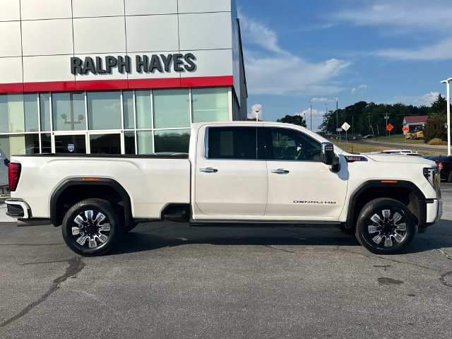 Used 2024 GMC Sierra 2500 Denali w/ Denali Reserve Package AWD/4WD image 2