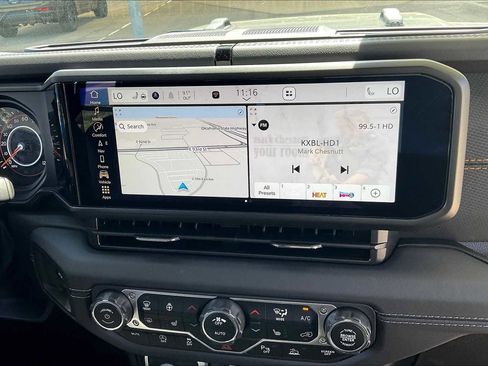 New 2025 Jeep Gladiator Mojave w/ Safety Group image 17