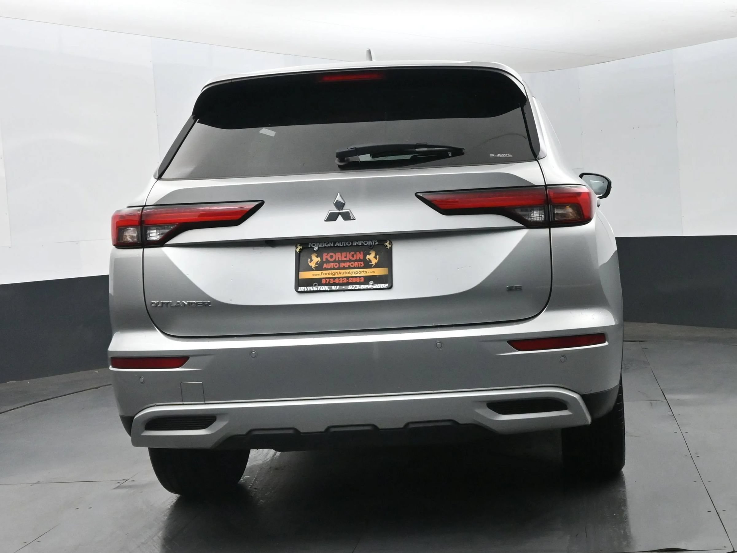 Used 2024 Mitsubishi Outlander Ralliart AWD/4WD image 6