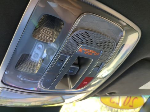 Used 2025 Genesis GV80 3.5T image 21