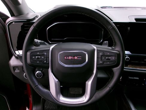 Used 2024 GMC Sierra 1500 Elevation w/ Preferred Package AWD/4WD image 6