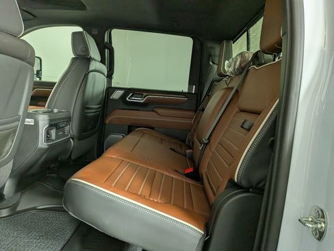 New 2026 GMC Sierra 2500 Denali Ultimate AWD/4WD image 31