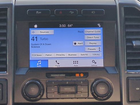 Used 2019 Ford F250 XLT w/ FX4 Off-Road Package image 17