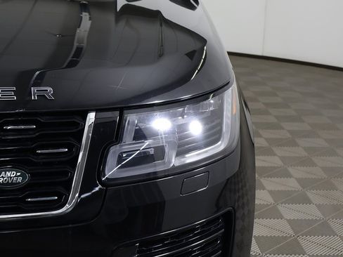 Used 2021 Land Rover Range Rover SV Autobiography Dynamic image 17