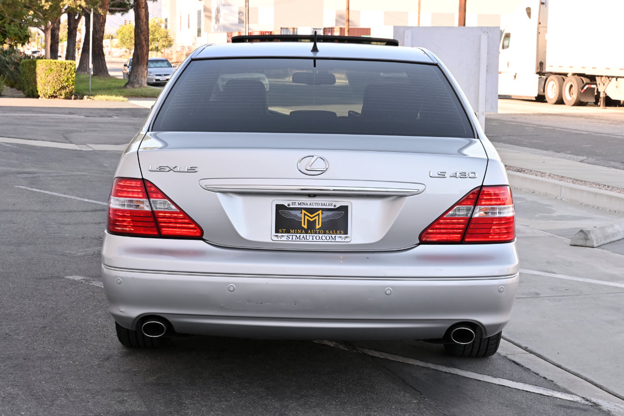 Used 2004 Lexus LS 430 w/ Modern Luxury Pkg RWD image 5