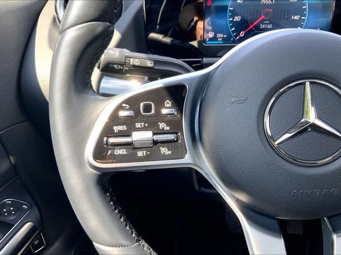 Certified 2023 Mercedes-Benz GLA 250 4MATIC image 24